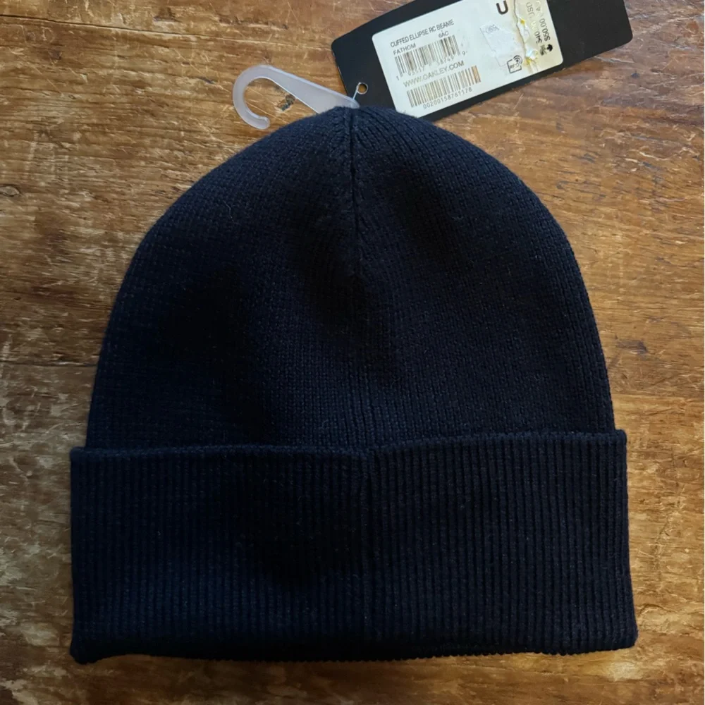 Oakley Black Knit Cuffed Beanie - Picture 2 of 2